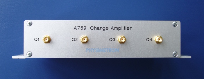 Integrating 4-Channel Charge Amplifier